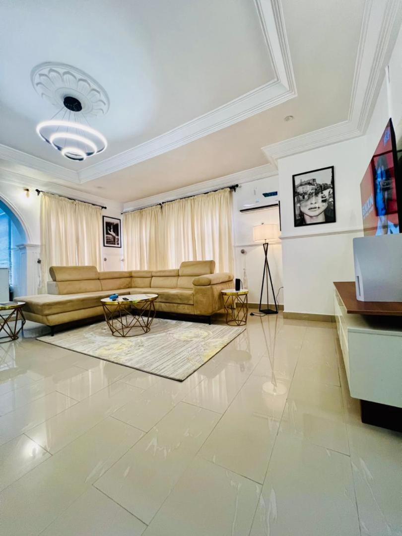 Alyan Apartment อาบูจา ภายนอก รูปภาพ